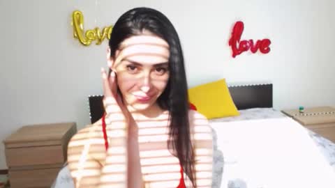 Snapshot of brunettgirl_ chatting on February 2025 09:21:01 AM Ellis online show from February 2025 09:21:01 AM
