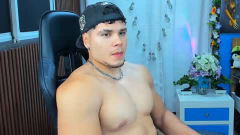 Snapshot of bruno_coleman chatting on May 2026 06:43:02 AM Bruno coleman online show from May 2026 06:43:02 AM