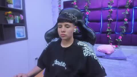 Snapshot of bruno_cruz chatting on November 2025 02:34:01 AM Bruno Cruz online show from November 2025 02:34:01 AM