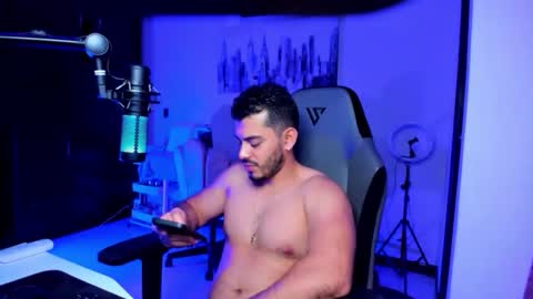Snapshot of bruno_diaz31 chatting on April 2026 04:43:02 AM Bruno online show from April 2026 04:43:02 AM