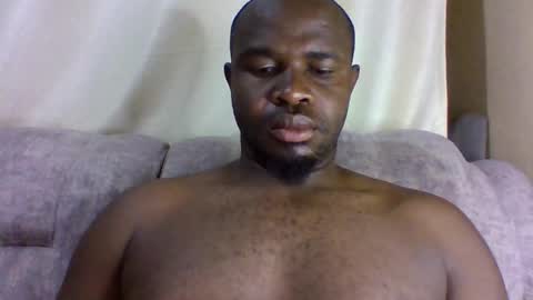 Snapshot of brusedarling chatting on May 2026 03:33:02 AM brucedarling online show from May 2026 03:33:02 AM