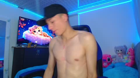 BRYAM INDEPENDENT MODEL online show from January 2025 02:33:02 AM