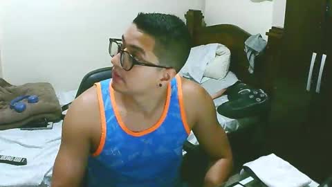 bryanbendy online show from November 2025 05:33:01 AM