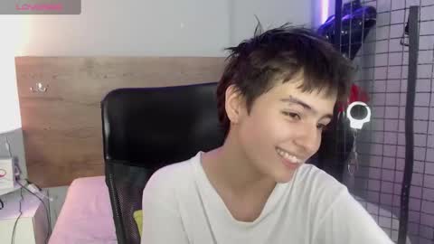 Snapshot of bryce_evans chatting on December 2024 08:43:02 PM B R Y C E online show from December 2024 08:43:02 PM