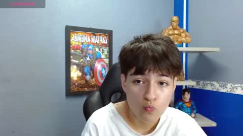 Snapshot of bryce_evans chatting on January 2025 10:08:02 PM B R Y C E online show from January 2025 10:08:02 PM