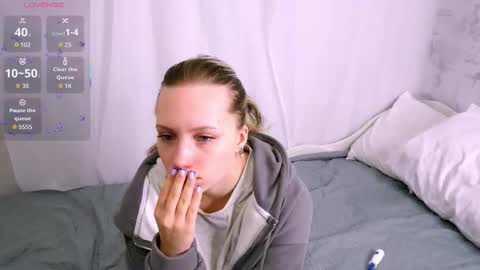 Sabrina  online show from January 2026 04:17:01 AM