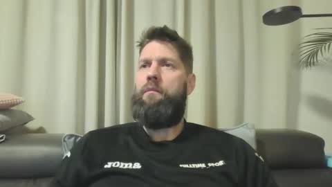 bubblebee1982 online show from December 2024 07:17:02 PM