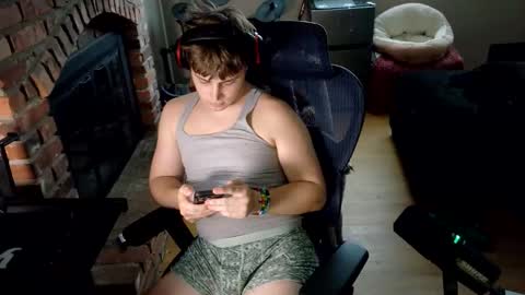 BubblebuttBdn online show from June 2026 10:35:02 PM