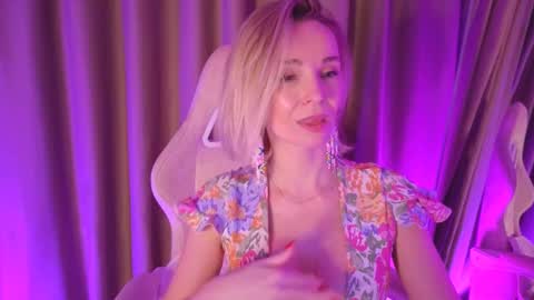 Snapshot of bubbling_crush chatting on March 2025 12:50:02 AM bubbling_crush online show from March 2025 12:50:02 AM