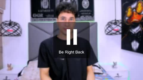 Snapshot of buddy_whitte chatting on May 2026 05:17:02 PM Buddy Whitte online show from May 2026 05:17:02 PM
