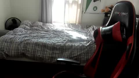 buffsexyman24 online show from February 2025 05:04:02 PM