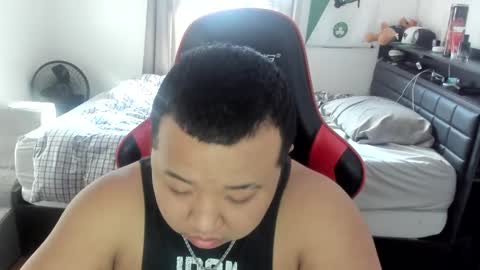 buffsexyman24 online show from March 2025 09:18:02 PM