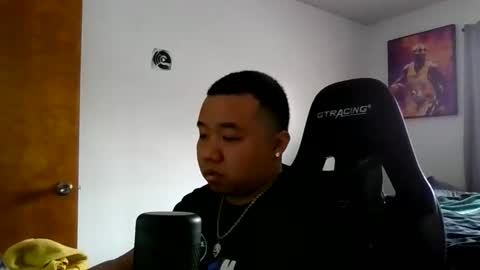 buffsexyman24 online show from February 2026 05:02:01 PM