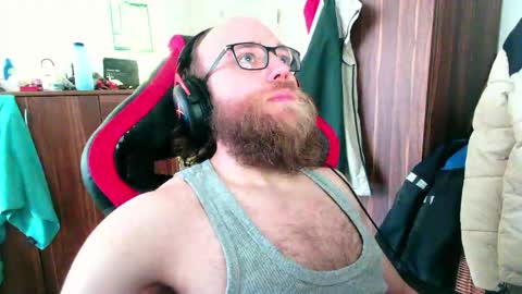 Snapshot of buhalteris chatting on May 2026 10:33:02 AM Lukas online show from May 2026 10:33:02 AM
