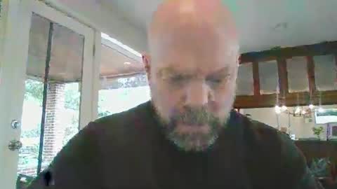 Snapshot of bulldog302w chatting on December 2024 07:01:02 PM bulldog302w online show from December 2024 07:01:02 PM