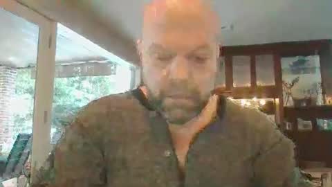 Snapshot of bulldog302w chatting on January 2025 01:00:01 PM bulldog302w online show from January 2025 01:00:01 PM