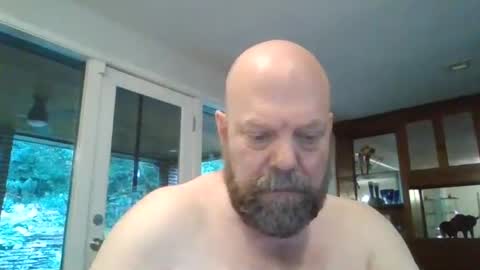 Snapshot of bulldog302w chatting on June 2026 01:17:02 PM bulldog302w online show from June 2026 01:17:02 PM