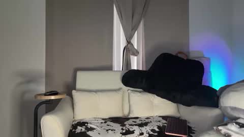 Snapshot of bunnibunxo chatting on September 2025 06:13:02 PM Andrea online show from September 2025 06:13:02 PM