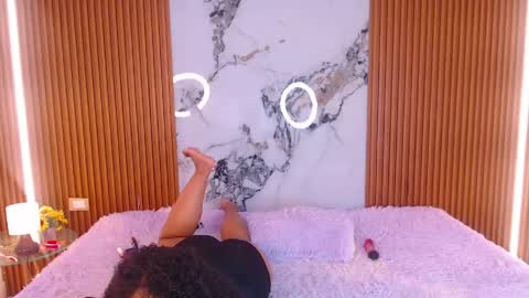 Rossi Hill online show from April 2026 12:53:02 PM