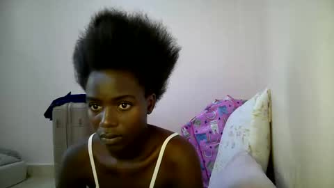 Snapshot of bunny_bliss1 chatting on June 2026 08:27:02 AM bunny_bliss1 online show from June 2026 08:27:02 AM