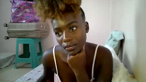 Snapshot of bunny_bliss1 chatting on June 2026 07:50:02 AM bunny_bliss1 online show from June 2026 07:50:02 AM