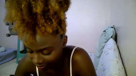 Snapshot of bunny_bliss1 chatting on June 2026 08:29:02 PM bunny_bliss1 online show from June 2026 08:29:02 PM