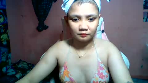 Snapshot of bunny_flower18 chatting on June 2026 01:53:02 PM bunny_flower18 online show from June 2026 01:53:02 PM