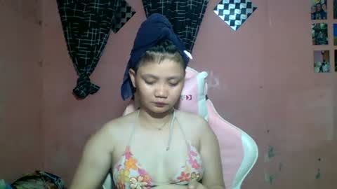 Snapshot of bunny_flower18 chatting on June 2026 06:38:01 AM bunny_flower18 online show from June 2026 06:38:01 AM