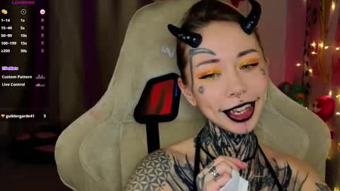 bunnykelly online show from February 2026 07:03:02 PM