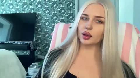 Snapshot of bunnykhalessi chatting on May 2026 08:48:02 PM OnlyFans BunnyKhalessi online show from May 2026 08:48:02 PM