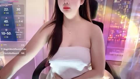 bunnyxia online show from April 2026 06:45:01 PM