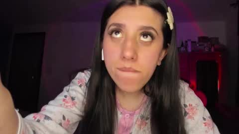 Jess online show from October 2025 02:41:02 AM