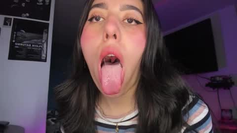 Snapshot of bunnyy09 chatting on February 2026 06:37:02 PM Jess online show from February 2026 06:37:02 PM