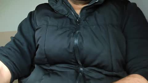 Snapshot of burlymonster chatting on December 2024 05:20:02 AM Hairy Arabian online show from December 2024 05:20:02 AM