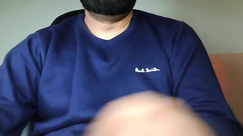 Snapshot of burlymonster chatting on December 2024 05:07:02 AM Hairy Arabian online show from December 2024 05:07:02 AM