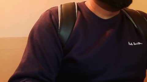 Snapshot of burlymonster chatting on December 2024 04:58:01 PM Hairy Arabian online show from December 2024 04:58:01 PM