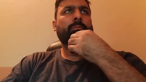Snapshot of burlymonster chatting on January 2025 02:46:02 PM Hairy Arabian online show from January 2025 02:46:02 PM