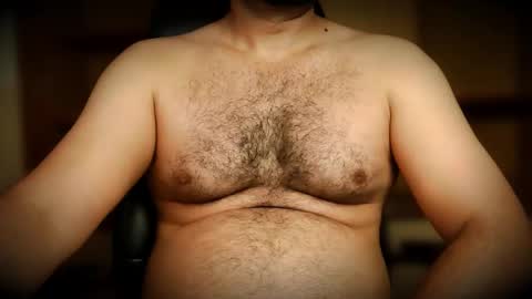 Snapshot of burlymonster chatting on September 2025 04:27:01 AM Hairy Arabian online show from September 2025 04:27:01 AM