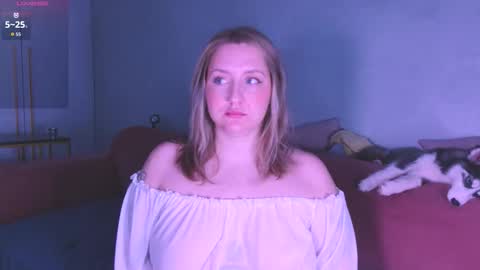 Lissa online show from December 2025 07:43:01 PM