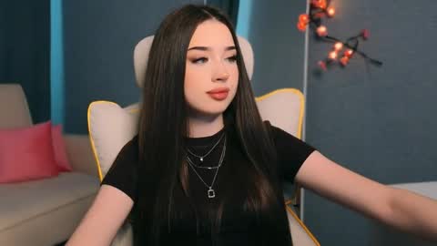Amelia online show from May 2026 04:18:01 AM