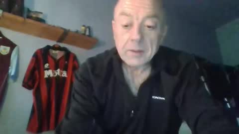 Snapshot of burnleyguy1977 chatting on April 2026 04:54:01 AM burnleyguy1977 online show from April 2026 04:54:01 AM