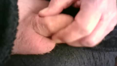 Snapshot of burnside13 chatting on April 2026 07:04:02 PM Hamish online show from April 2026 07:04:02 PM