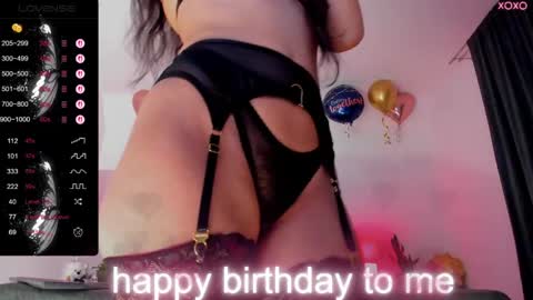Snapshot of bush_woman chatting on May 2026 07:53:02 PM Larisa online show from May 2026 07:53:02 PM