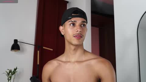 Buster independent model online show from February 2026 12:13:02 PM