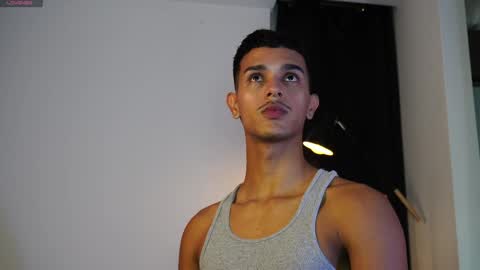 Snapshot of busterspinter chatting on April 2026 12:44:01 AM Buster independent model online show from April 2026 12:44:01 AM
