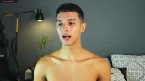 Snapshot of busterspinter chatting on June 2026 03:18:02 AM Buster independent model online show from June 2026 03:18:02 AM