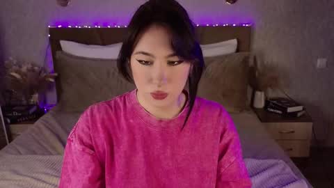 Lina online show from October 2025 05:21:02 AM