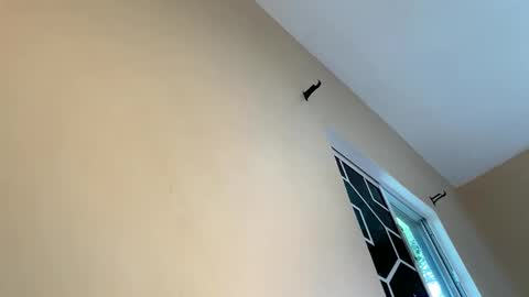 bustyirie online show from April 2026 03:17:02 PM