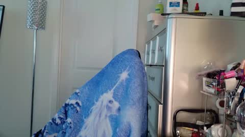 butterfly booty online show from March 2026 03:45:01 PM