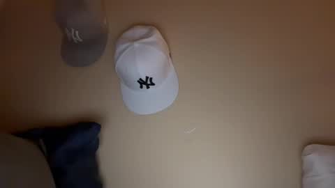 Snapshot of buzz5127 chatting on March 2025 03:02:02 AM buzz5127 online show from March 2025 03:02:02 AM